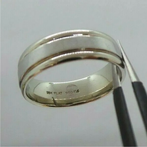 18K WHITE GOLD AND .950 PLATINUM MEN'S BAND RING - Picture 2 of 13